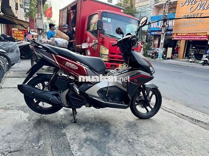 🔵🔵 AB 125 rất đẹp đký T8/2016 có trả góp