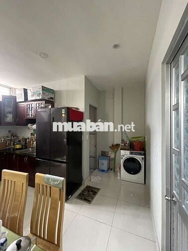 Nhà đẹp hàng hiếm71m2,cách mặt tiền đường Huỳnh Tấn Phát 20m,nhỉnh5tỷ