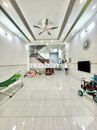 Cho thuê nhà MT Đường Số 6 Cư xá Bình Thới P.8 Q.11
