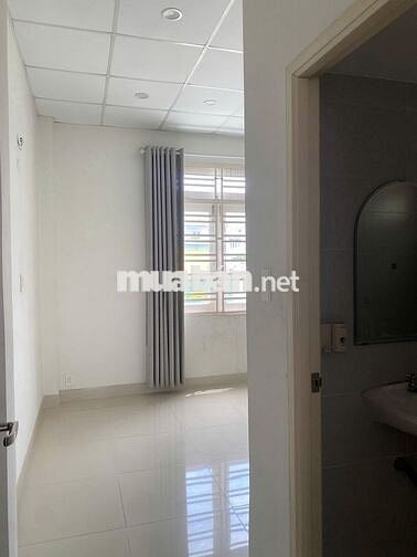 Nhà HXH Hoàng Hoa Thám 5x15 Trệt.2Lầu.3PN.3wc.ôtô vô nhà.
