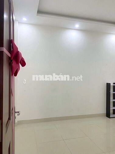 Nhà HXH Hoàng Hoa Thám 5x15 Trệt.2Lầu.3PN.3wc.ôtô vô nhà.