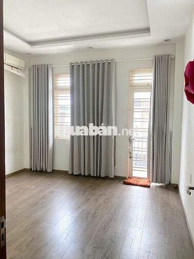 Nhà HXH Hoàng Hoa Thám 5x15 Trệt.2Lầu.3PN.3wc.ôtô vô nhà.