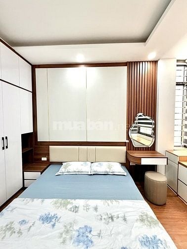 Nhà Đẹp Lô Góc 2 Mặt Thoáng – Đại Từ, 40m² x 4T, Gần Phố, Giá 7.55 