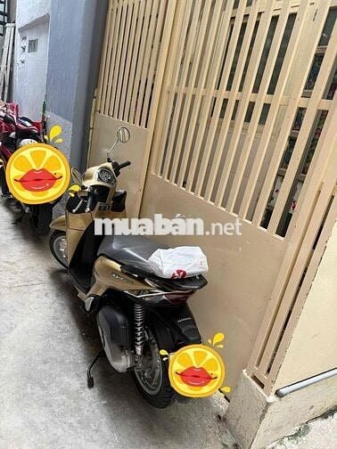 Xe chính chủ đời đầu đi được 4 tháng