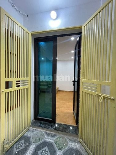 Chính chủ bán căn hộ tập thể p315 nhà A7 Đại Học Sư Phạm  