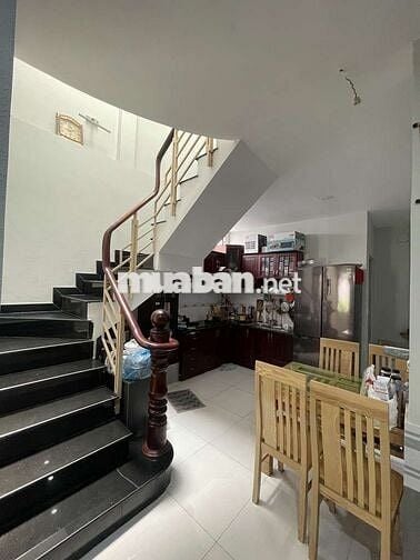 Nhà đẹp hàng hiếm71m2,cách mặt tiền đường Huỳnh Tấn Phát 20m,nhỉnh5tỷ