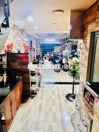 SIÊU PHẨM NHÀ MẶT TIỀN 3 TẦNG P8-Q8 – KINH DOANH MỌI NGÀNH –NHỈNH 6 TỶ