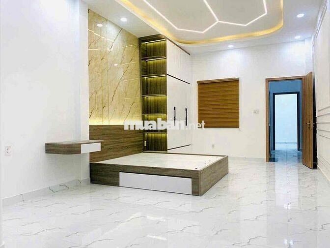 Nhà Rộng Đẹp Dài DT 4x25m 1Trệt 1Lầu 3Pn 3Wc Sân Rộng Đậu Ôtô Hẻm Tải