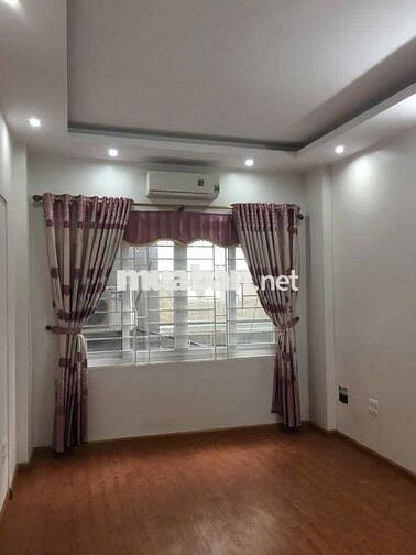 Cho Thuê Nhà Đẹp Ngõ 143 Kim Mã - 35mx 5 tầng - Chỉ 12,5tr/1 tháng