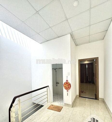 Nhà hẻm xe hơi 80m2 ,3 phòng ngủ,đường Phạm Đăng Giảng ,Q.Bình Tân
