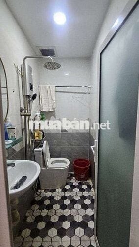 Bán nhà 2T p15 tân bình hẻm ô tô 30m2 chỉ hơn 3 tỷ