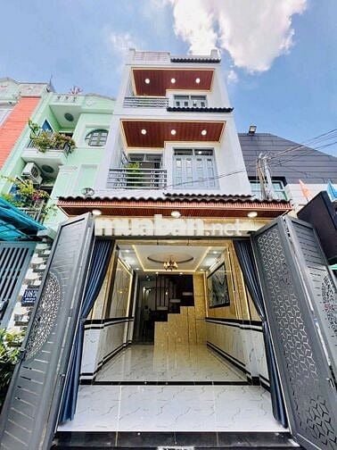 Nhà mặt tiền đường Tân Chánh Hiệp 05, 4x16, 3 tầng, vị trí đẹp.