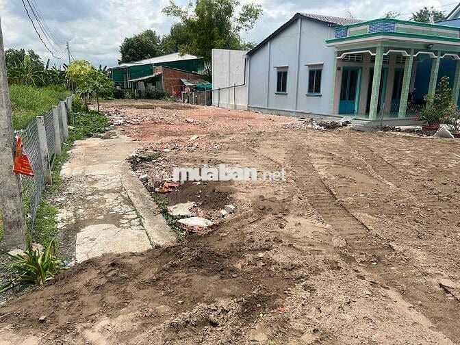cần ra đi mảnh đất 426m2  full thổ ngã 3 mỹ lộc phước hậu