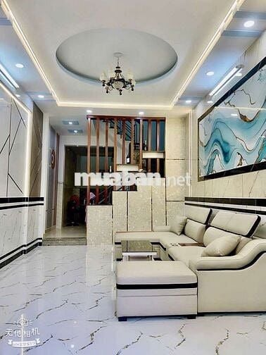 Nhà mặt tiền đường Tân Chánh Hiệp 05, 4x16, 3 tầng, vị trí đẹp.