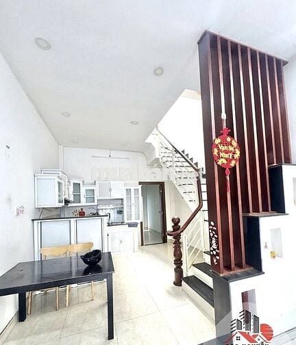 Nhà hẻm xe hơi 80m2 ,3 phòng ngủ,đường Phạm Đăng Giảng ,Q.Bình Tân