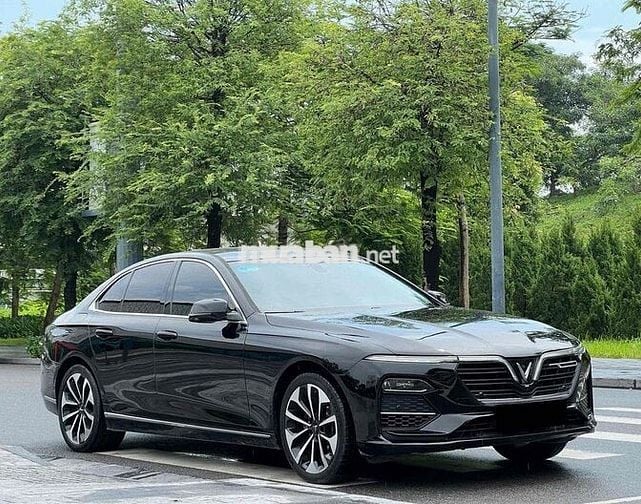 VinFast Lux A2.0 2020 Premium 2.0 AT - 39000 km
