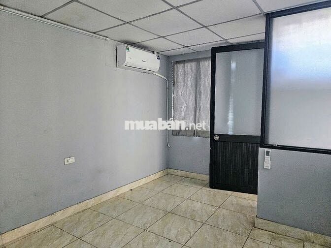 NHÀ NGUYÊN CĂN CÓ SÂN RỘNG ÂU CƠ, TÂN PHÚ