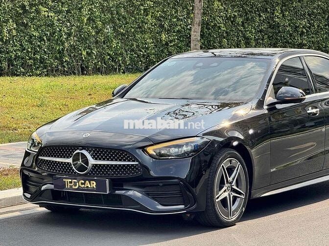 Mercedes Benz C300 AMG 2022 - 10.000 km