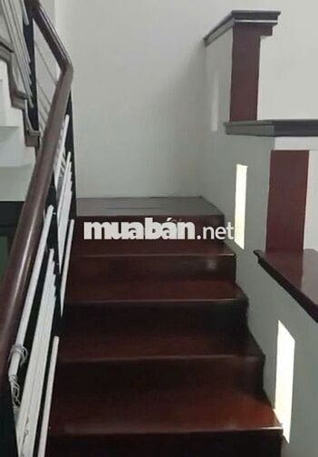 Cho thuê nhà gác lửng mới đẹp đường 7m5 Lý Triện gần Huỳnh Ngọc Huệ