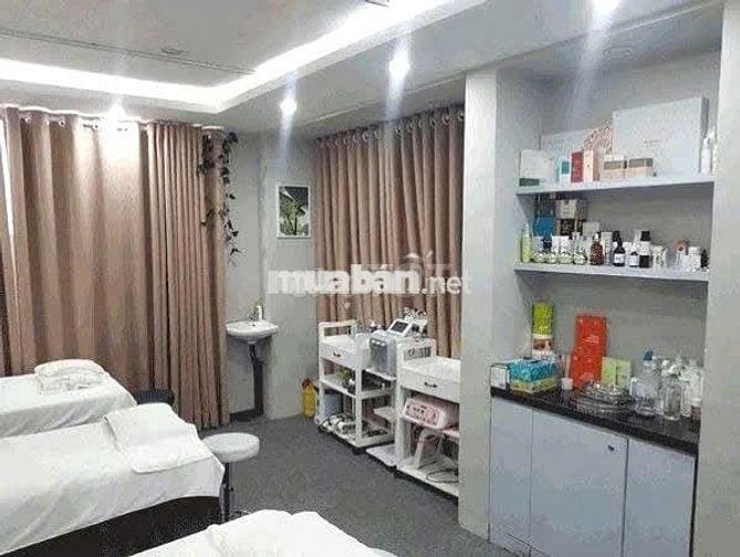 Cho Thuê Nhà Đẹp Rộng Đường Nguyễn Thượng Hiền, Quận 10 ( Ngang 8m )