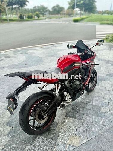 Honda CBR650R Model 2023 đã đi được 1400km