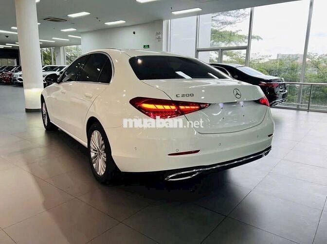 Mercedes C200 2025 – Giá ưu đãi chỉ 1,56 tỷ