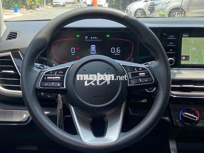 Kia Seltos 2024 1.5 AT - 30000 km
