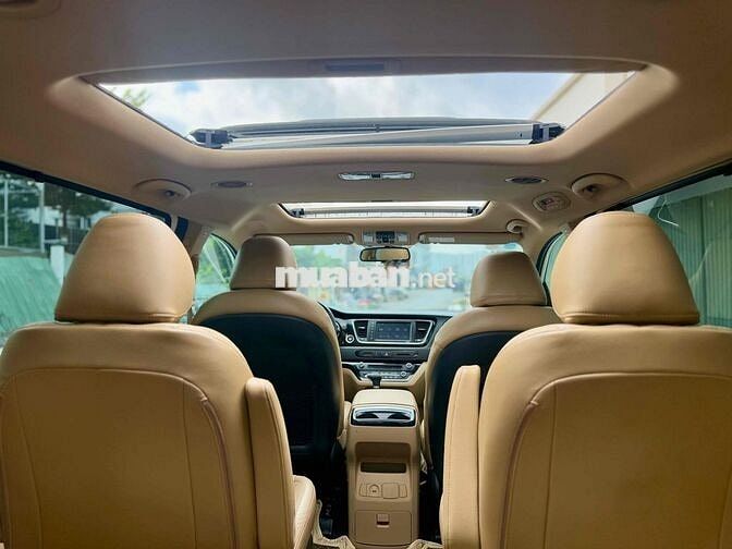 Kia Sedona 2020 3.3GAT Premium  - 68000 km