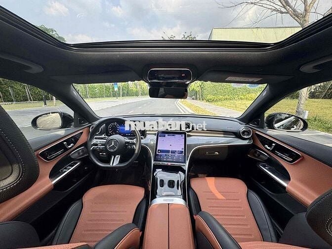 Mercedes Benz C300 AMG 2022 - 10.000 km