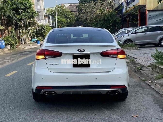 Kia Cerato 2018 1.6 AT - 40000 km