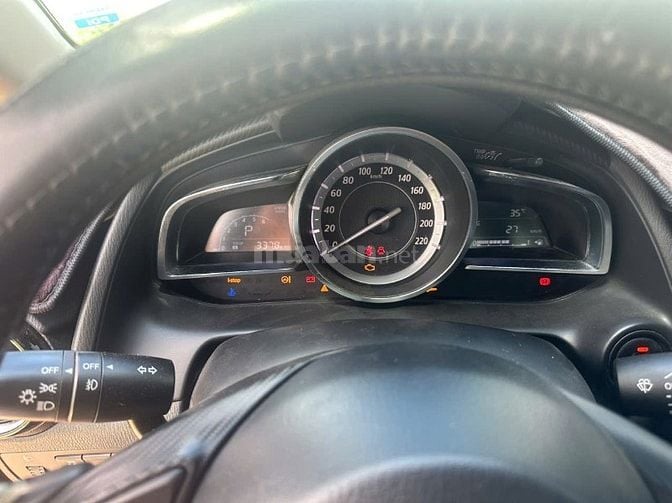 Cần bán xe mazda2 xe gia đình đời 2017