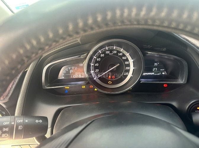 Cần bán xe mazda2 xe gia đình đời 2017