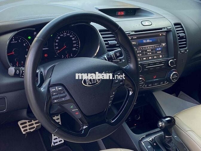 Kia Cerato 2018 1.6 AT - 40000 km