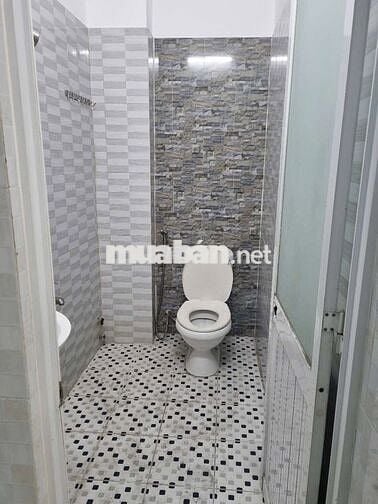 HẺM 8M THÔNG KINH DOANH 173/ KHUỒNG VIỆT_4X20M 3.5 TẤM 5PN