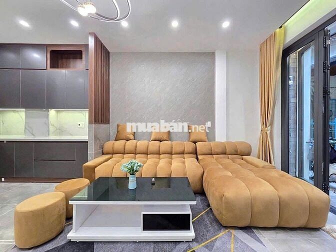 Bán nhà 2 tầng đường Nguyễn Văn Linh giá rẻ, vào ở ngay.