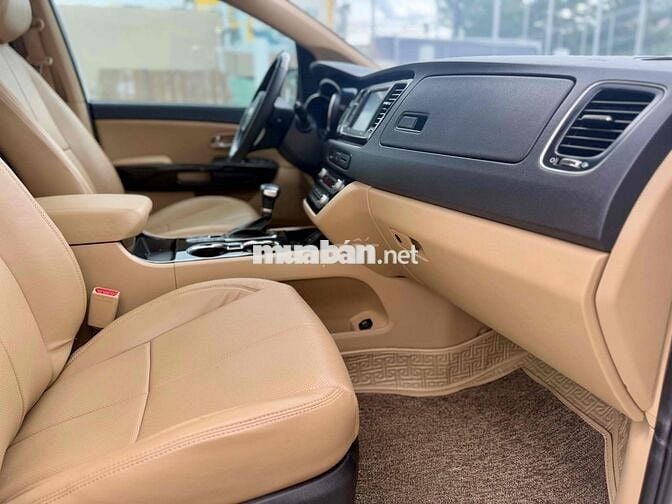 Kia Sedona 2020 3.3GAT Premium  - 68000 km