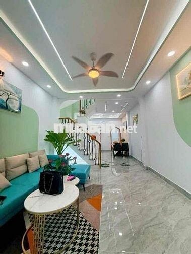 Nhà Tân Phú ,56m2 ,2 tầng, tặng nội thất xịn,gò dầu sát bình long