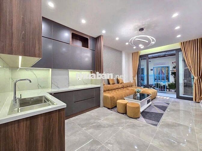 Bán nhà 2 tầng đường Nguyễn Văn Linh giá rẻ, vào ở ngay.