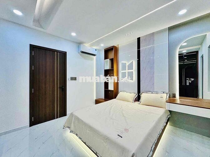 CHỦ GIẢM 600TRIỆU BÁN GẤP NHÀ NGUYỄN TIỂU LA, Q.10. GIÁ 7.58TỶ/62,7M2.