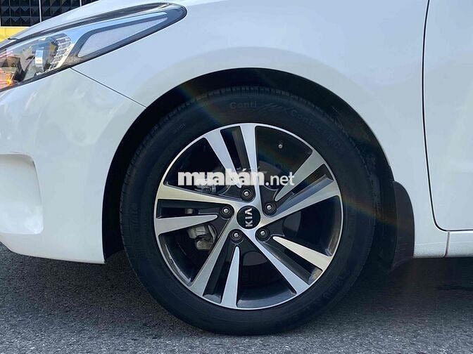 Kia Cerato 2018 1.6 AT - 40000 km
