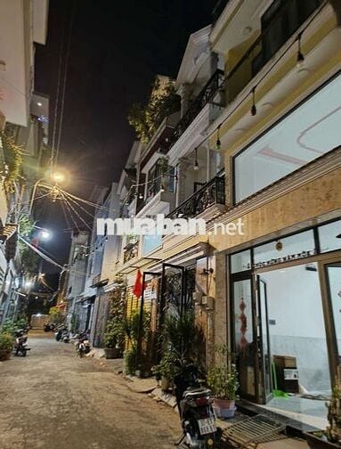 NHÀ 3 TẦNG HOÀNG DIỆU 2, XE HƠI NGỦ NHÀ,SỔ VUÔNG VỨC HOÀN CÔNG 5,x tỷ
