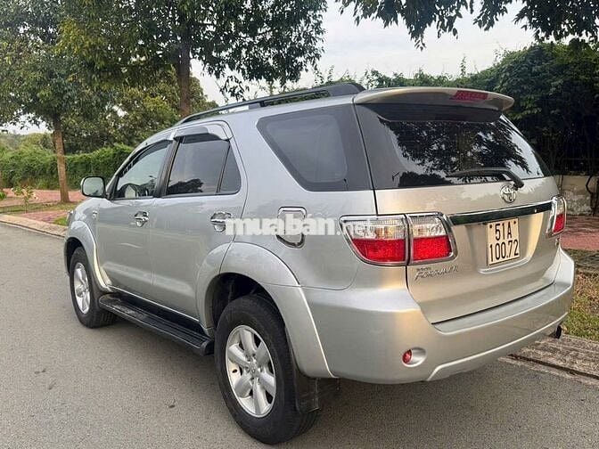 Toyota Fortuner 2011 – Một Chủ Mua Mới