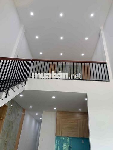 Nhà mê lửng Điện Ngọc giáp Hoà Quý