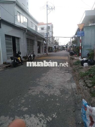 Cho thuê  nhà gần kế bên bệnh viện trung tâm y tế huyện gò công tây
