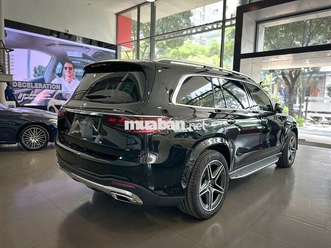 Mercedes Benz GLS Class 2025