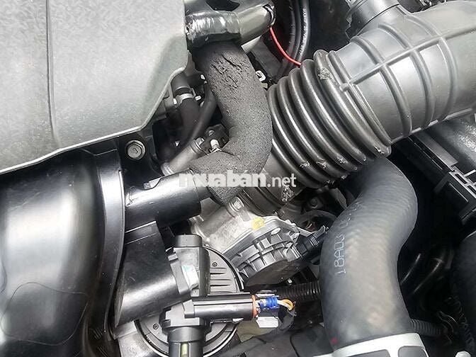 6 2018 2.0 AT - 85000 km