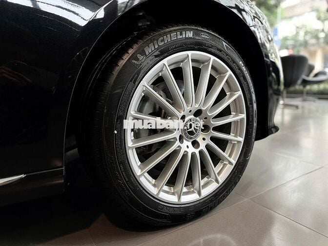 Mercedes Benz E Class 2025 E200 Exclusive