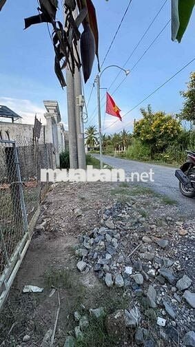 Dư Miếng Đất Nền 165m2 Thổ Cư Ngay Trung Tâm Long Mỹ - Long Hồ