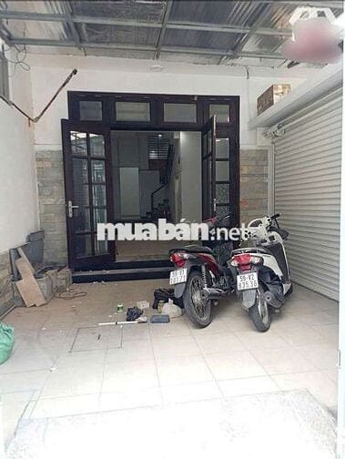 Nhà mặt tiền Lam sơn, p2, dt. 4x20m 1 trệt 3 lầu st. 5pn