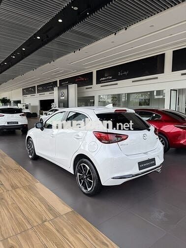 Thanh lý Mazda 2 Sport Luxury Vin24 Giảm ngay 42Tr